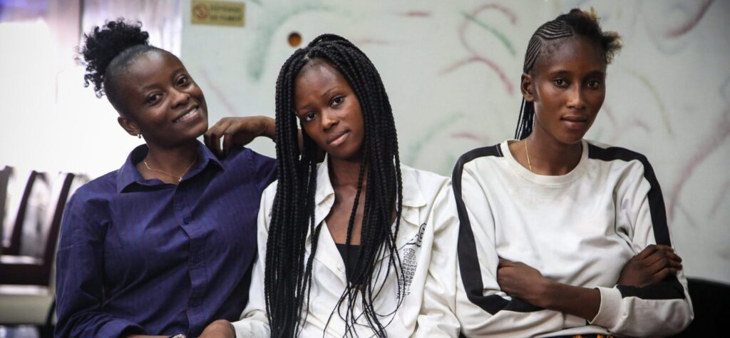 Si Jeunesse Savait works with young women and girls in the Democratic Republic of the Congo to promote access to sexual and reproductive health, bodily autonomy, and being able to take charge of one's own life.